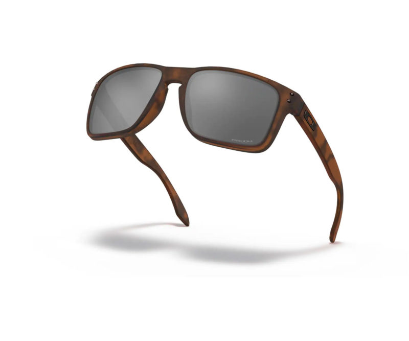 oakley-sunglasses-holbrook-xl-prizm-black-angled-view