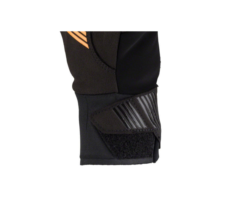 45NRTH-Nokken-Gloves---Black--2--WEB